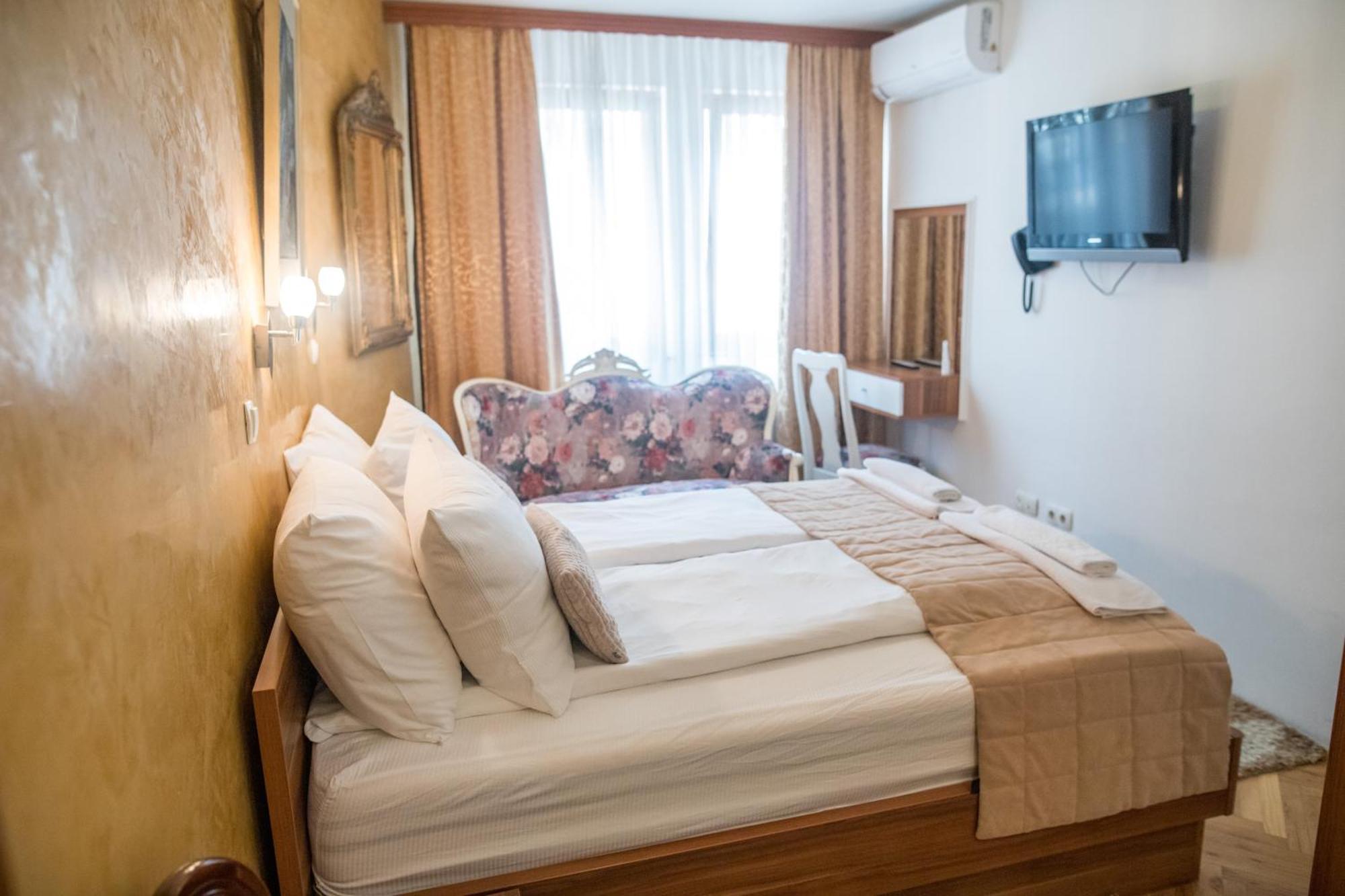 Hotel Herc ซาราเยโว ภายนอก รูปภาพ
